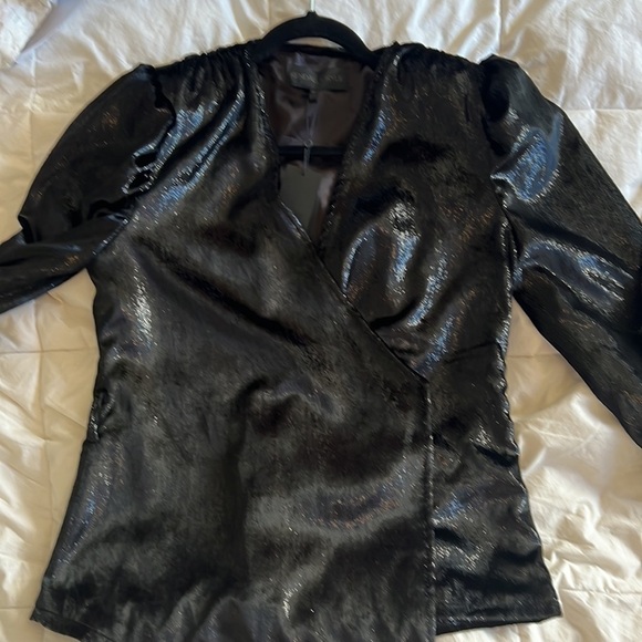 KENDALL & KYLIE puff sleeve wrap top - Picture 6 of 16